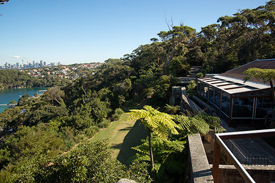 Chowder Bay to Balmoral Beach walk