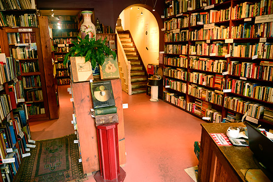 Sappho Books & Cafe